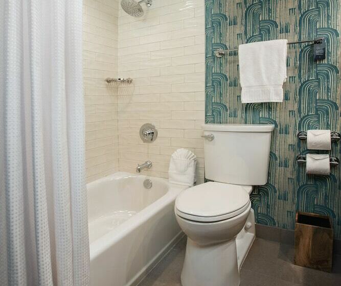 Номер Стандарт 2 Двуспальные Кровати, The Beeman