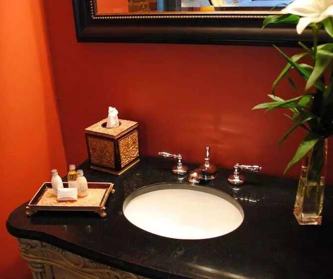 ２ダブルベッドのスタンダードルーム, The Historic Brookstown Inn, Trademark Collection By Wyndham