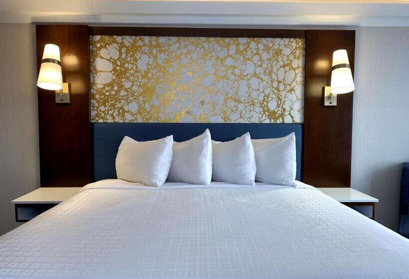 Pokój Typu Standard Łóżko King Przystosowany dla Osób Niepełnosprawnych, The Westfield Inn, Bw Signature Collection