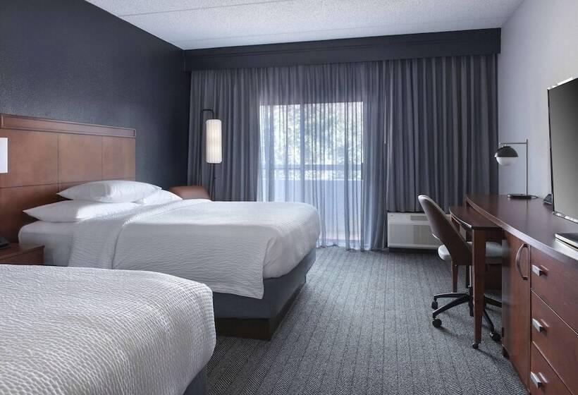 Номер Стандарт 2 Двуспальные Кровати, Courtyard By Marriott Norwalk