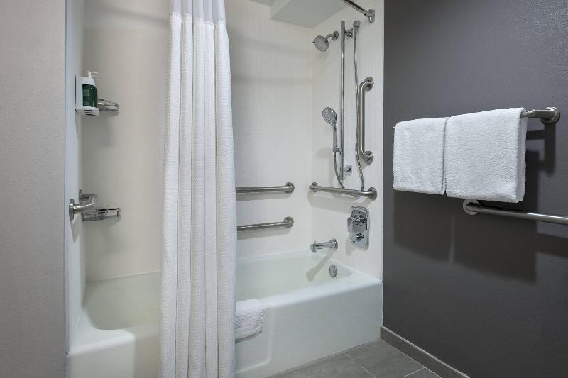 Стандартный Номер Кровать Кинг, Courtyard By Marriott Norwalk