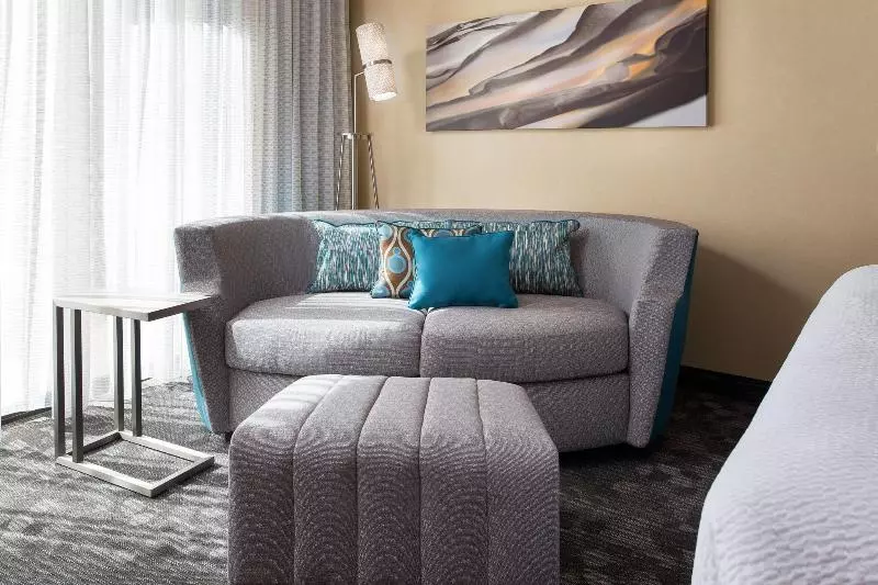 اتاق استاندارد با تخت بزرگ, Courtyard By Marriott Phoenix North