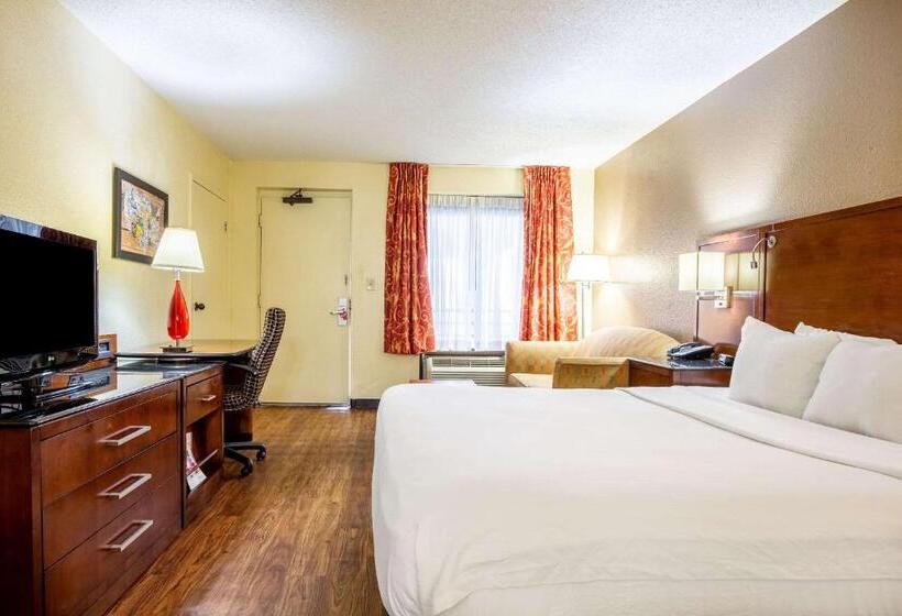 带大床的标准间, Econo Lodge Naval Station Norfolk