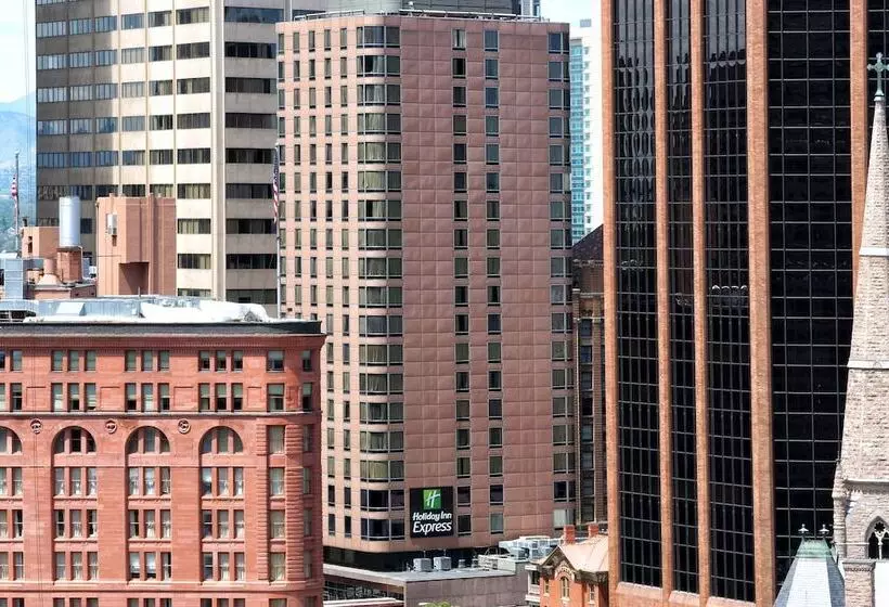 ２ダブルベッドのスタンダードルーム, Holiday Inn Express Denver Downtown, An Ihg