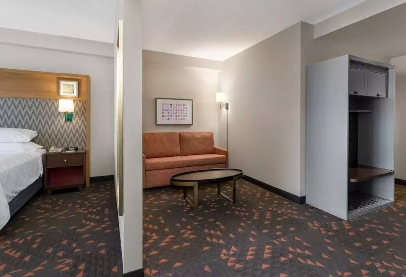 ジュニアスイート, Holiday Inn Winter Haven, An Ihg