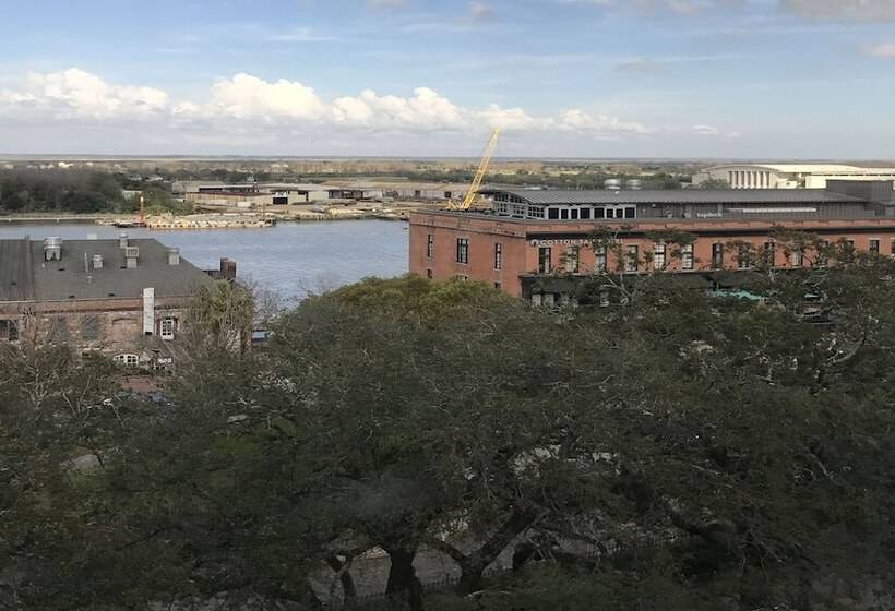 プレミアムルーム, Indigo Savannah Historic District, An Ihg