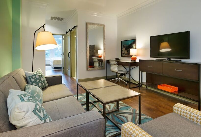 スイート, Indigo Savannah Historic District, An Ihg
