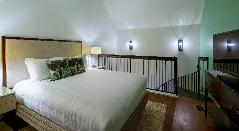 スイート, Indigo Savannah Historic District, An Ihg