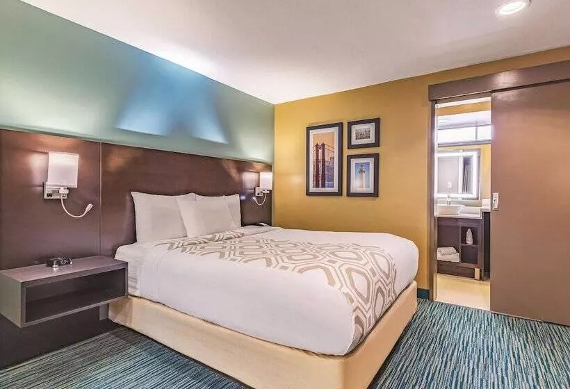 اتاق لوکس, La Quinta By Wyndham San Francisco Airport West
