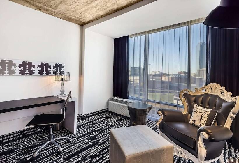 디럭스 룸, Lorenzo Hotel Dallas, Tapestry Collection By Hilton