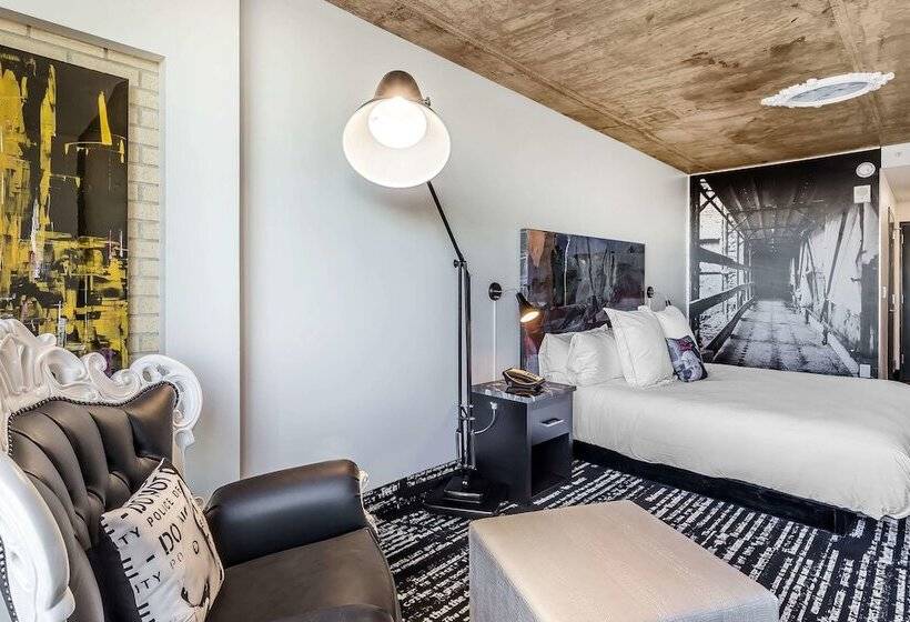 디럭스 룸, Lorenzo Hotel Dallas, Tapestry Collection By Hilton