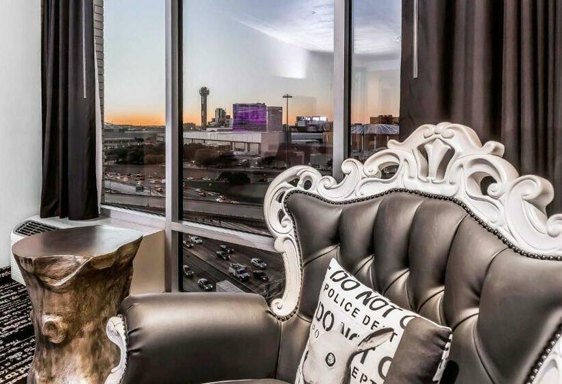 디럭스 룸, Lorenzo Hotel Dallas, Tapestry Collection By Hilton