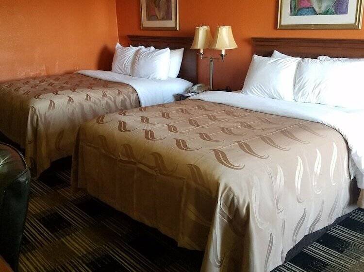 带2个双人床的标准工作室, Quality Inn Duncan Spartanburg West