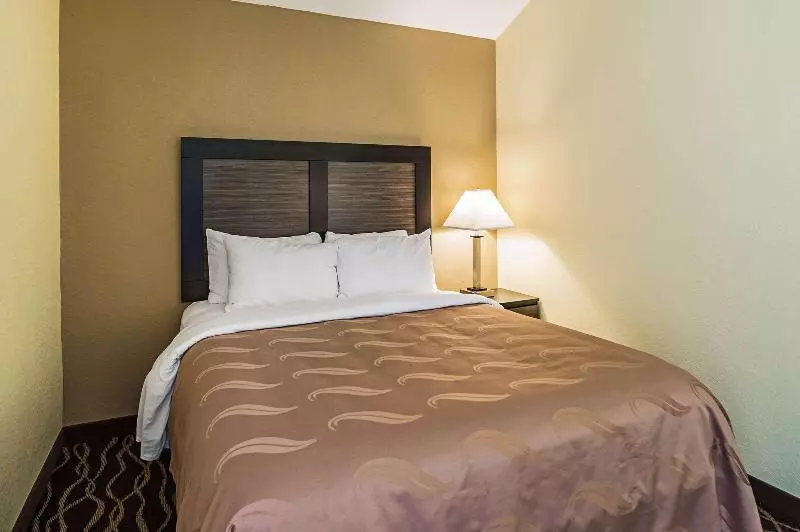 スタンダードルーム, Quality Inn & Suites Frostburgcumberland