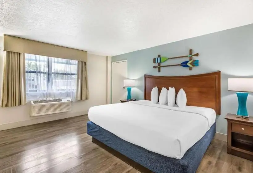 اتاق لوکس با تخت بزرگ, Best Western Cocoa Beach Hotel & Suites