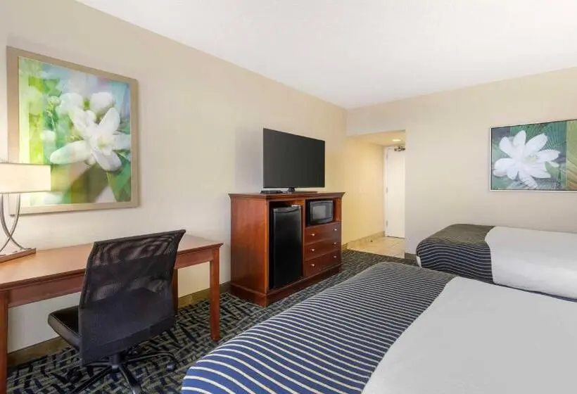 Junior Suite Queen Bed, Best Western Cocoa Beach Hotel & Suites