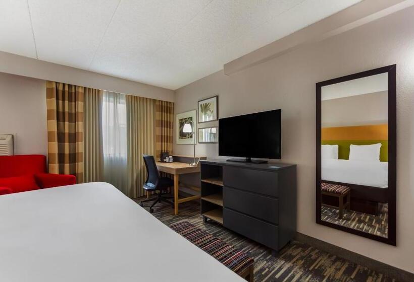 带大床的标准间, Country Inn & Suites By Radisson, Lincoln Airport, Ne