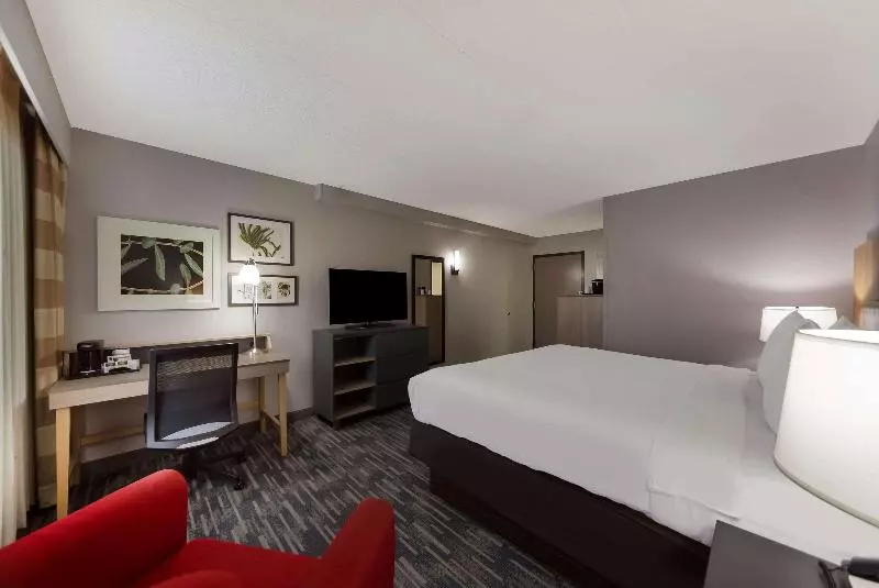 اتاق استاندارد با تخت بزرگ, Country Inn & Suites By Radisson, Lincoln Airport, Ne