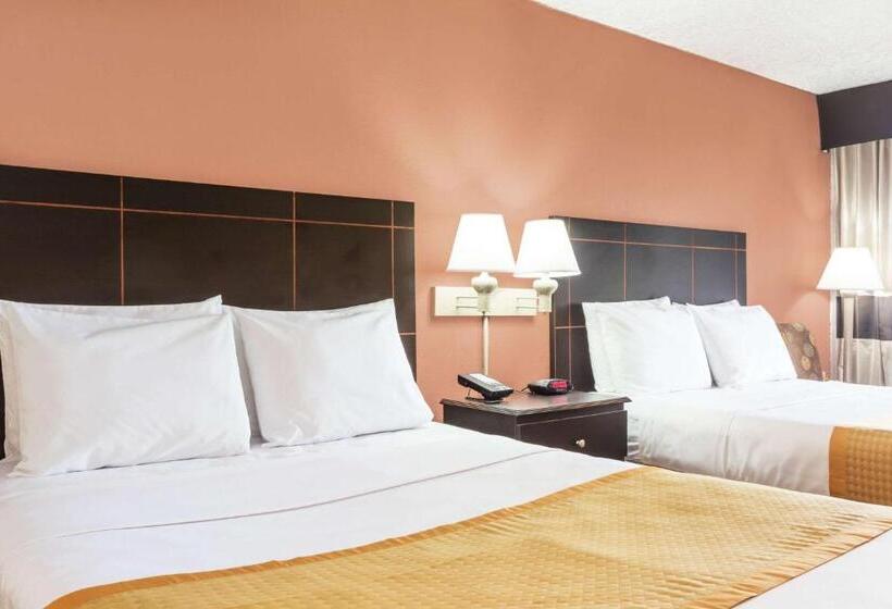 Номер Стандарт, Days Inn By Wyndham Fort Lauderdale Oakland Park Airport N