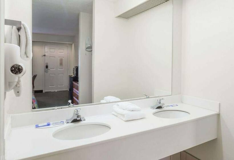 غرفة قياسية, Days Inn By Wyndham Petersburg/south Fort Lee