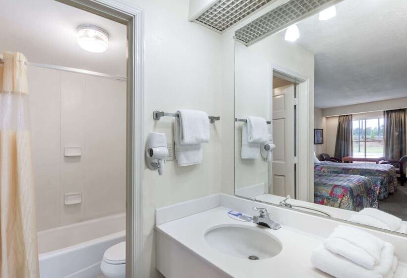 غرفة ديلوكس, Days Inn By Wyndham Petersburg/south Fort Lee