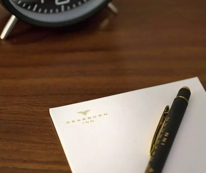 ダブルベッドスタンダードルーム, Dearborn Inn, Autograph Collection