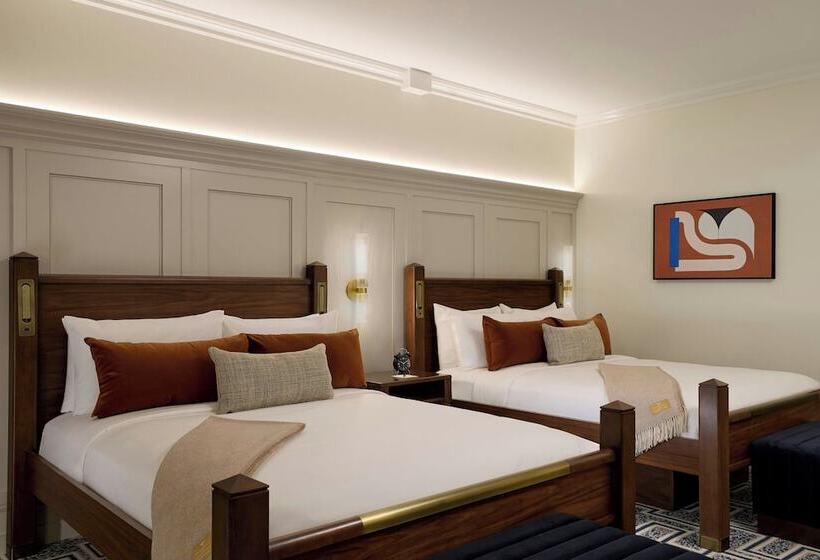 스탠다드 룸 더블 침대 2개, Dearborn Inn, Autograph Collection