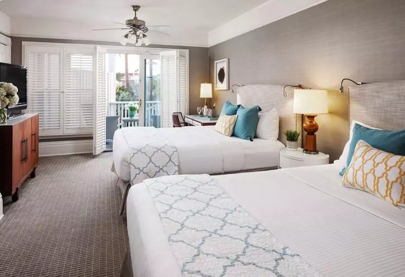 اتاق استاندارد با 2 تخت دوبل, Del Coronado, Curio Collection By Hilton