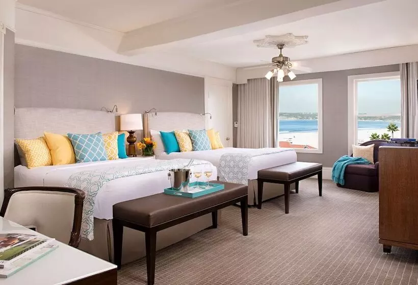 اتاق استاندارد با 2 تخت دوبل, Del Coronado, Curio Collection By Hilton