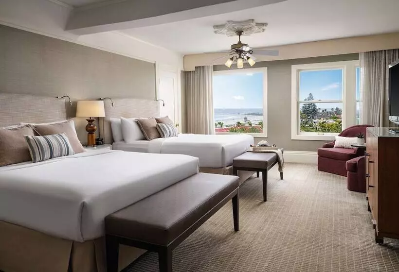 اتاق استاندارد با 2 تخت دوبل, Del Coronado, Curio Collection By Hilton