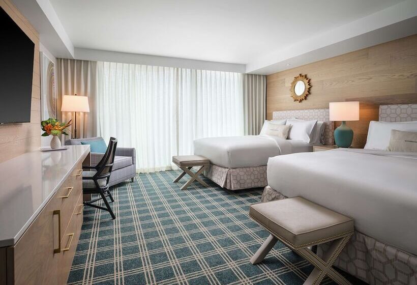 스탠다드 룸 더블 침대 2개, Del Coronado, Curio Collection By Hilton