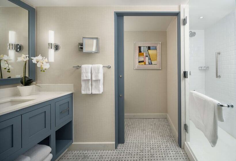 장애인을 위한 더블 침대 스탠다드 룸, Del Coronado, Curio Collection By Hilton