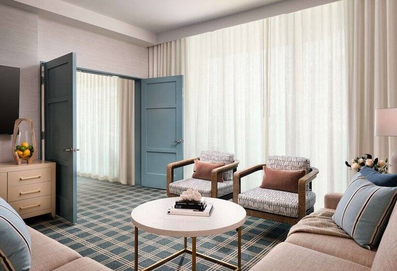 身障者適用スイートルーム, Del Coronado, Curio Collection By Hilton