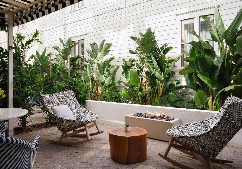 스탠다드 룸, Del Coronado, Curio Collection By Hilton