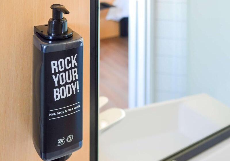 스위트 킹사이즈 침대, Del Coronado, Curio Collection By Hilton