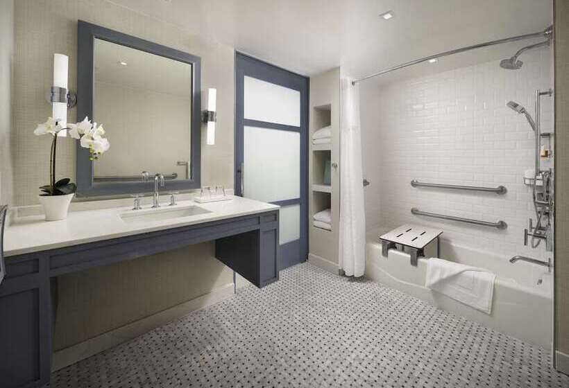 스탠다드 룸, Del Coronado, Curio Collection By Hilton