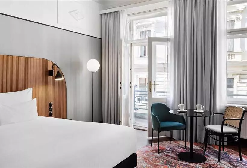 اتاق استاندارد با تخت بزرگ, Del Coronado, Curio Collection By Hilton