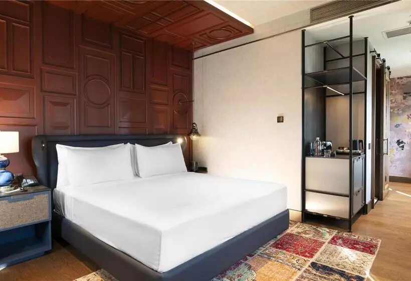 اتاق استاندارد با تخت بزرگ, Del Coronado, Curio Collection By Hilton