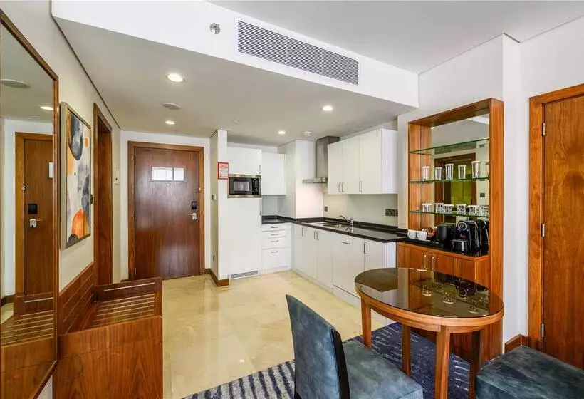 اتاق استاندارد با چشم‌انداز, Del Coronado, Curio Collection By Hilton