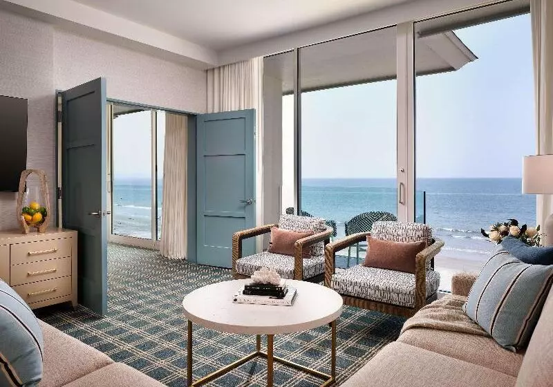 سوئیت با تخت بزرگ, Del Coronado, Curio Collection By Hilton