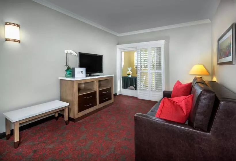 Deluxe-sviitti, Desert Palms Hotel & Suites Anaheim Resort