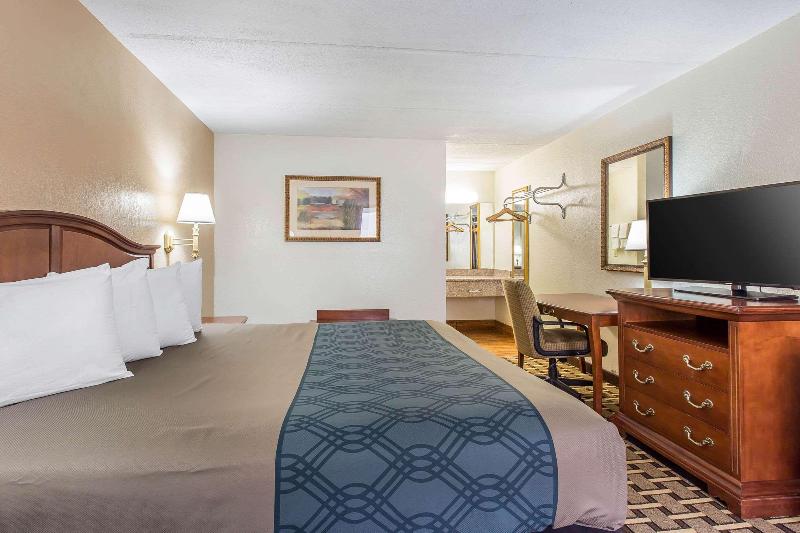 キングサイズベッドのスタンダードルーム, Econo Lodge Midtown
