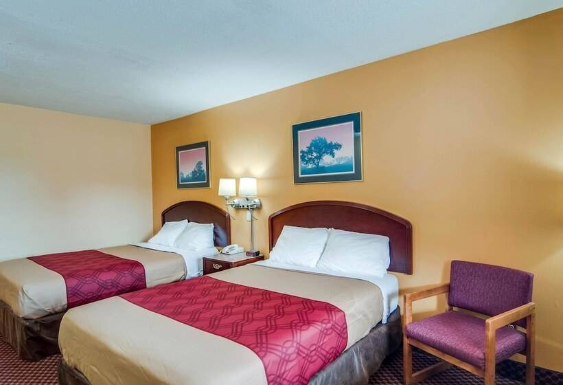 חדר סטנדרט שתי מיטות זוגיות, Econo Lodge Near Bluefield College