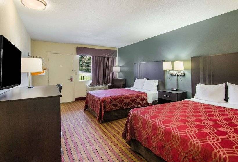 Номер Стандарт 2 Двуспальные Кровати, Econo Lodge Near Motor Speedway