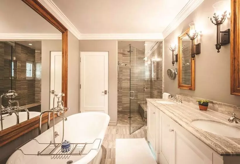 Suite with Terrace, El Encanto, A Belmond Hotel, Santa Barbara