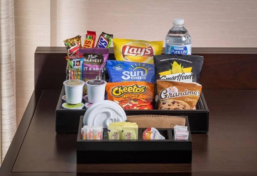 جناح بريميوم, Embassy Suites By Hilton Atlanta Airport