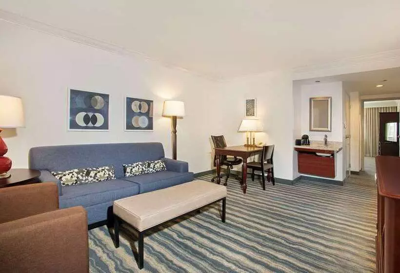 スタンダードルーム, Embassy Suites By Hilton Columbus
