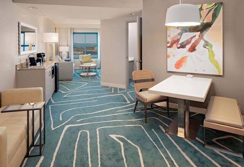 景色の見えるスイートルーム, Embassy Suites By Hilton San Diego Bay Downtown