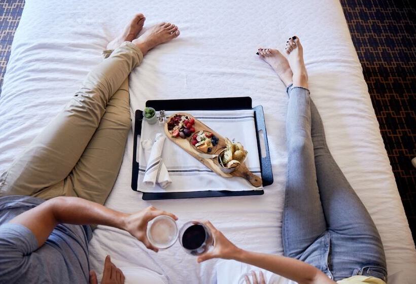 スイート, Embassy Suites By Hilton Los Angeles Lax South/el Segundo