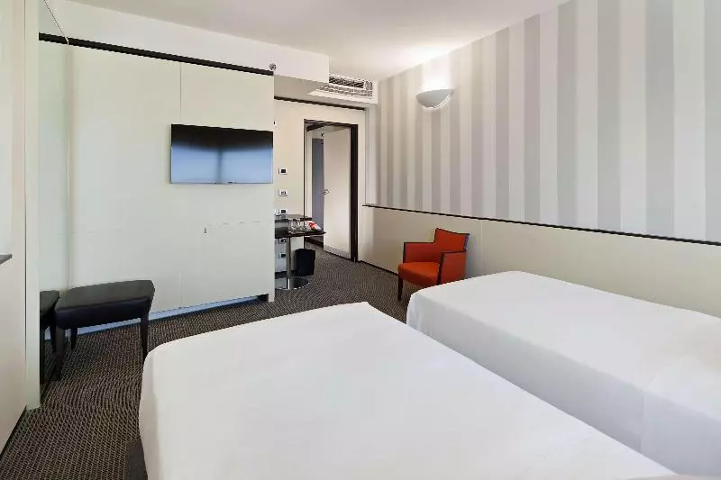 اتاق استاندارد با تخت بزرگ, Fera Anaheim, A Doubletree By Hilton